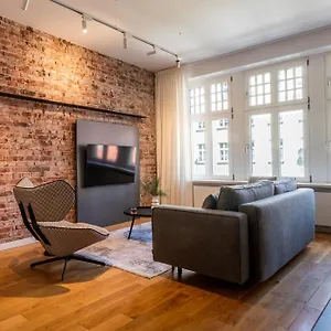 Apartamenty-wroc Ksiecia Witolda By The River Wroclaw